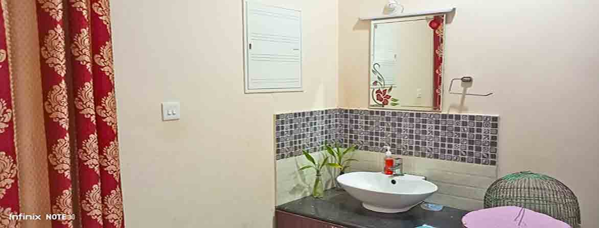 5 toilets house in Chengannur Kerala